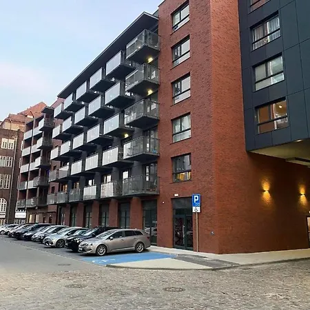 Goldenrise 아파트 *